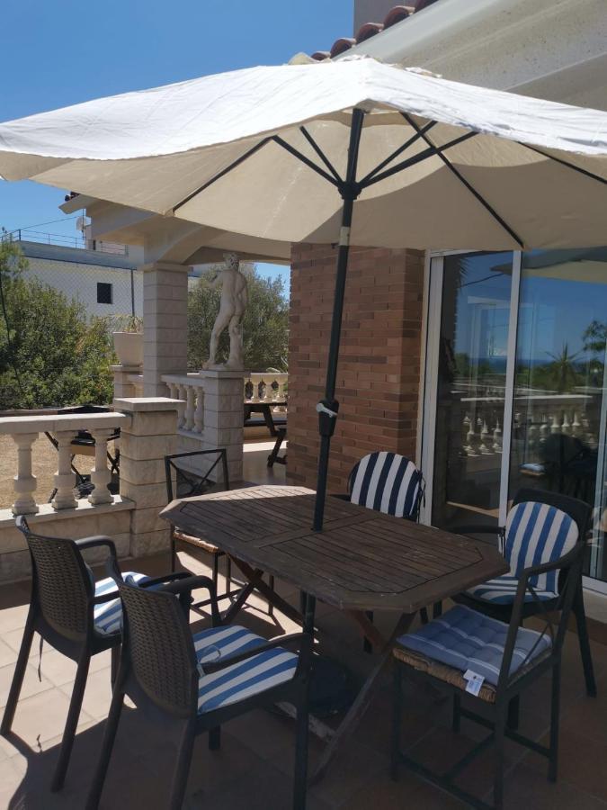 Can Trullen Chalet كالافيل المظهر الخارجي الصورة